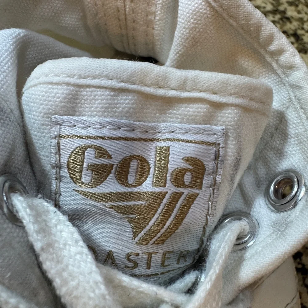 Gola Women size 7 Cream Canvas High-Top Sneakers‎